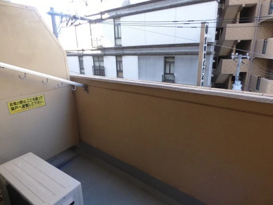 ライオンズマンション京橋川