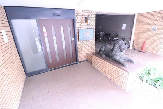 ライオンズマンション京橋川