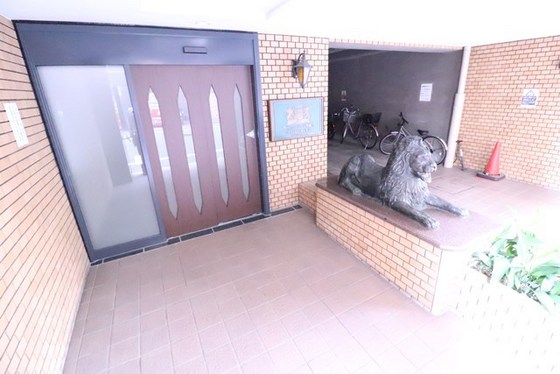 ライオンズマンション京橋川