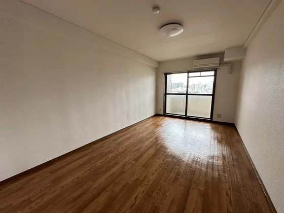 コーポラス伊福