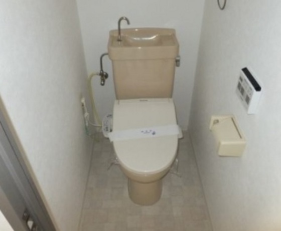 コーポラス伊福