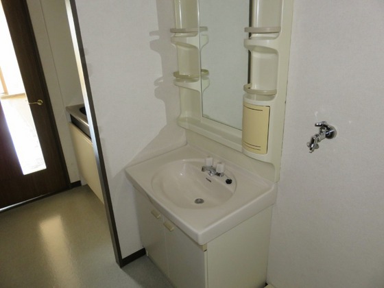 コーポラス伊福