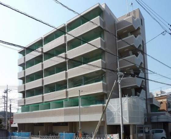 コーポラス伊福