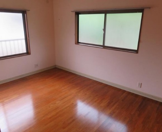 伊島町1丁目14-14戸建て