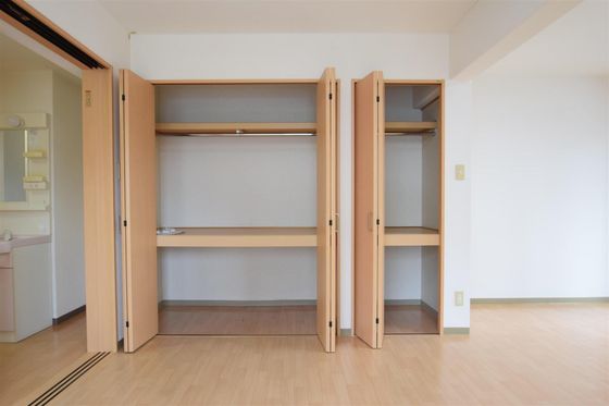 エレガンス大供