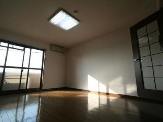 アークヒルズ西古松