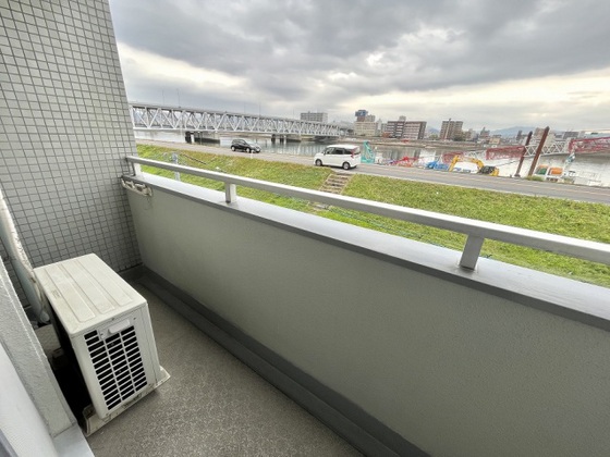 クレスト庚午北