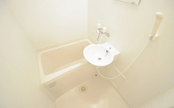 レオパレスバーサトル