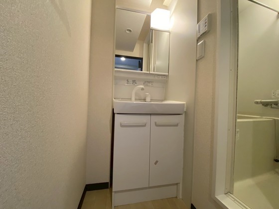 レオネクストグリーンハウス江波