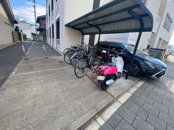 レオネクストグリーンハウス江波