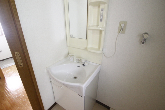 アイランドビル6