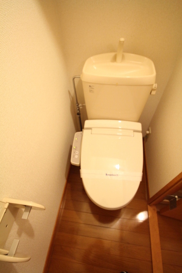 レオパレスアドミラル