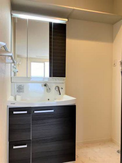 ブルーム津島福居