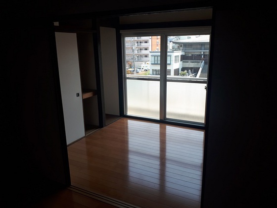 髙島モータービル