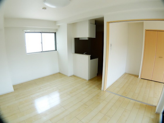 プラステ東島田