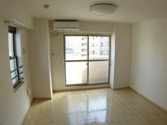 ラフィネ医大東