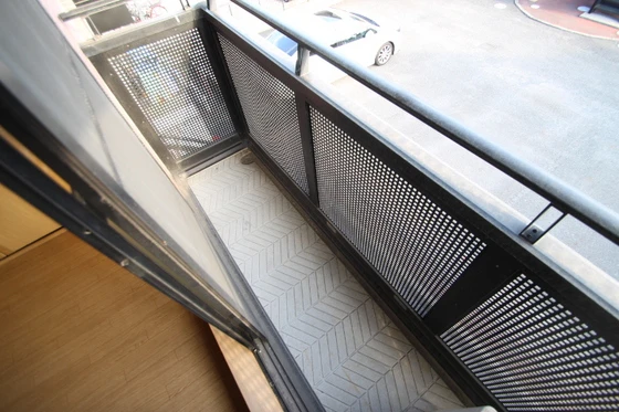 セシーズ兼基 B