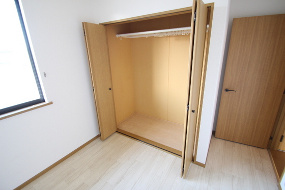 セシーズ兼基 B