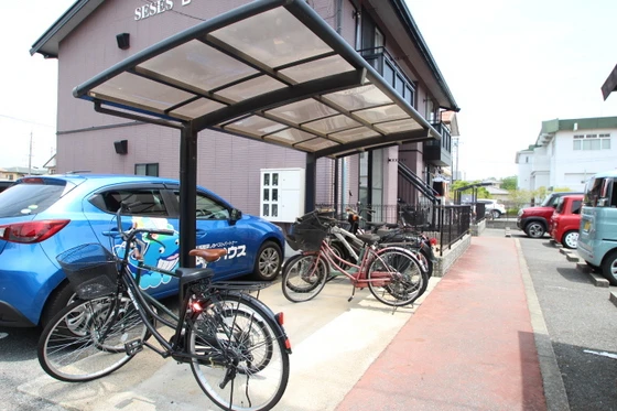 セシーズ兼基 B