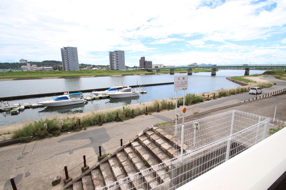 リバーサイド舟橋