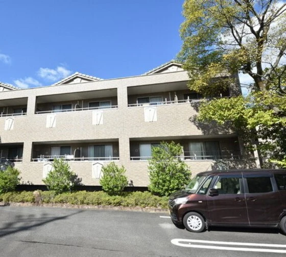 ブライトヒルズ