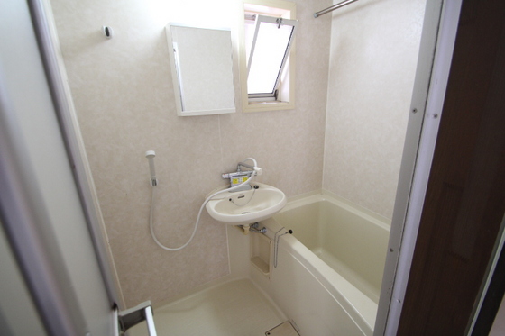 サンコーポ西古松