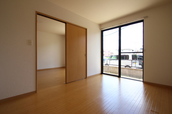 リジョイスタウン C