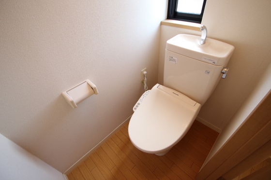 リジョイスタウン C