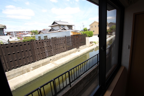 リジョイスタウン C