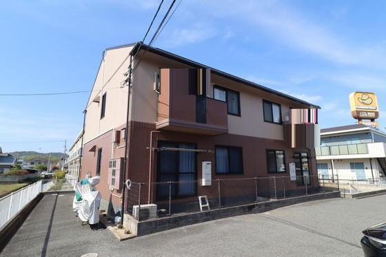 シャトレアン津高 C棟