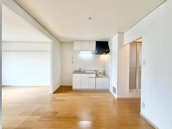 ホワイトメゾン東新町