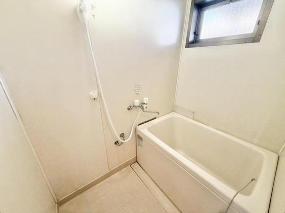 ホワイトメゾン東新町