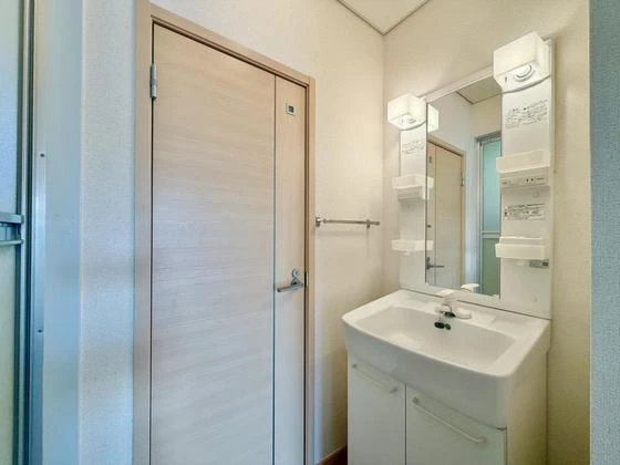 ホワイトメゾン東新町