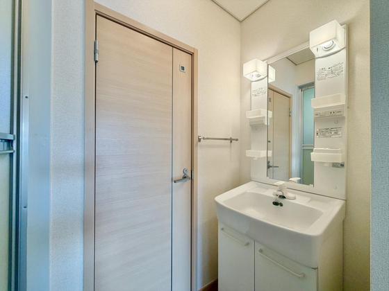 ホワイトメゾン東新町