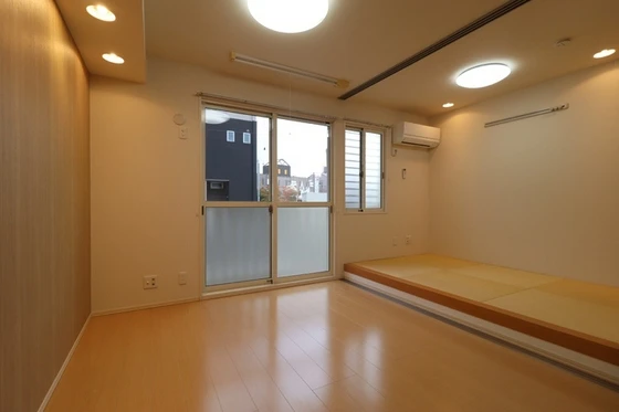 グランドソレイユ A棟