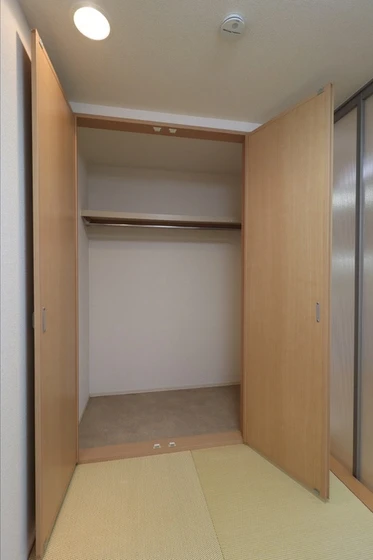 グランドソレイユ A棟