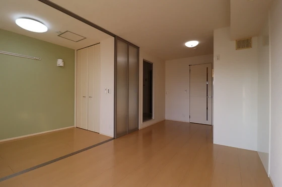 グランドソレイユ A棟