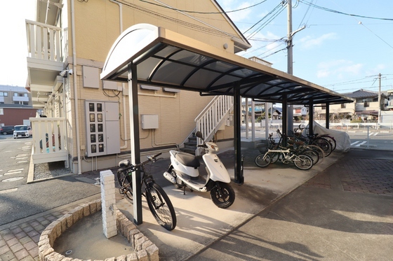 グランドソレイユ A棟