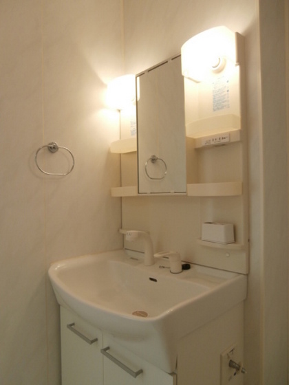 グランドソレイユ A棟