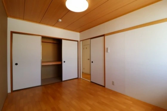 カーディナル辰巳 A棟