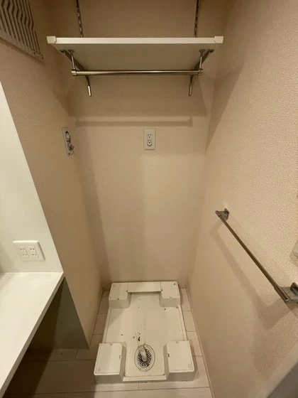 メゾンモンレーヴ