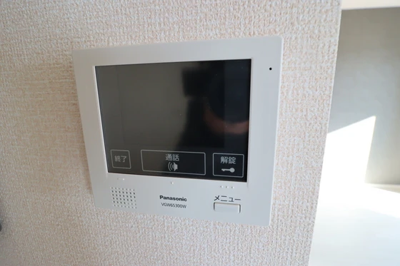 メゾンモンレーヴ