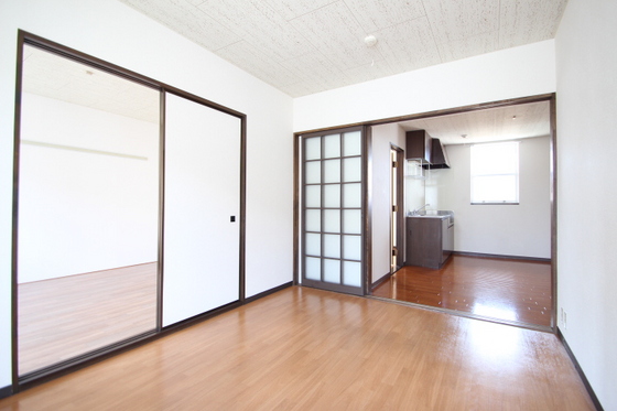 サンライズ平野 A