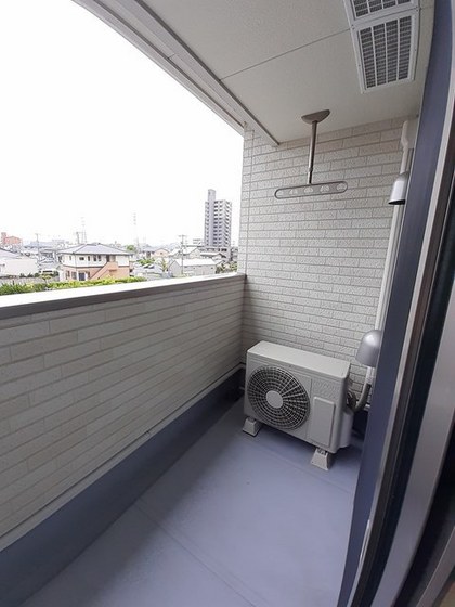 プレジール冨士