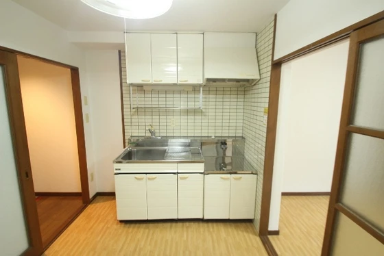 ライブオークサカモト