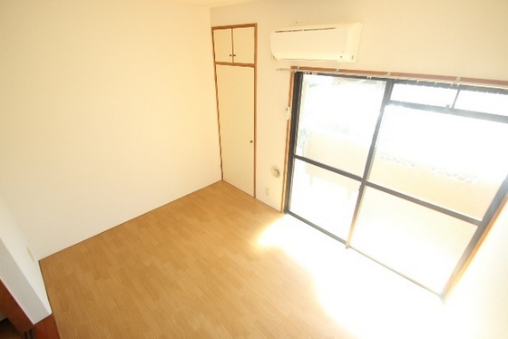 ライブオークサカモト