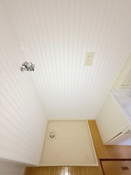 パインパレス E