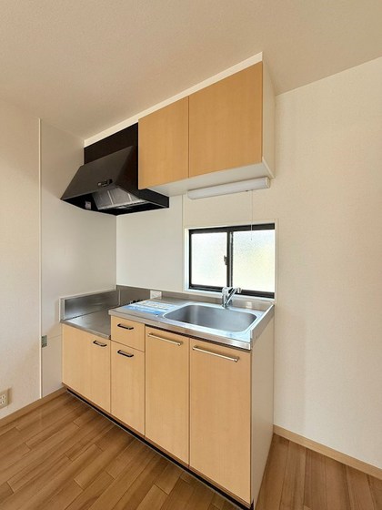 パインパレス E