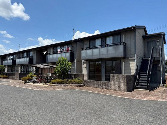 パインパレス E