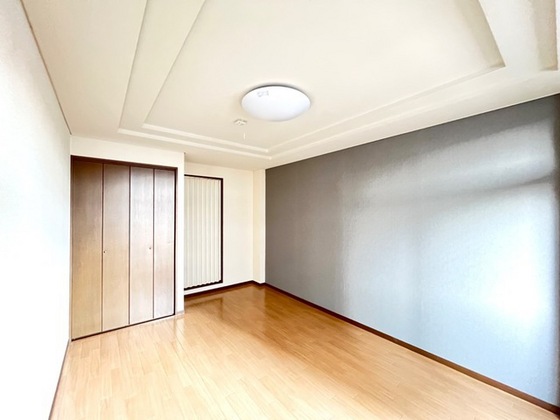 メゾンひまわり